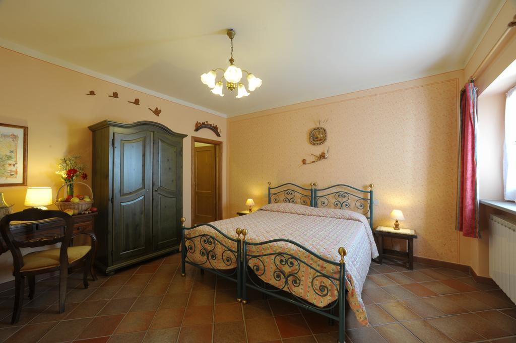 Agriturismo Podere Poggio Ai Cieli San Gimignano Phòng bức ảnh